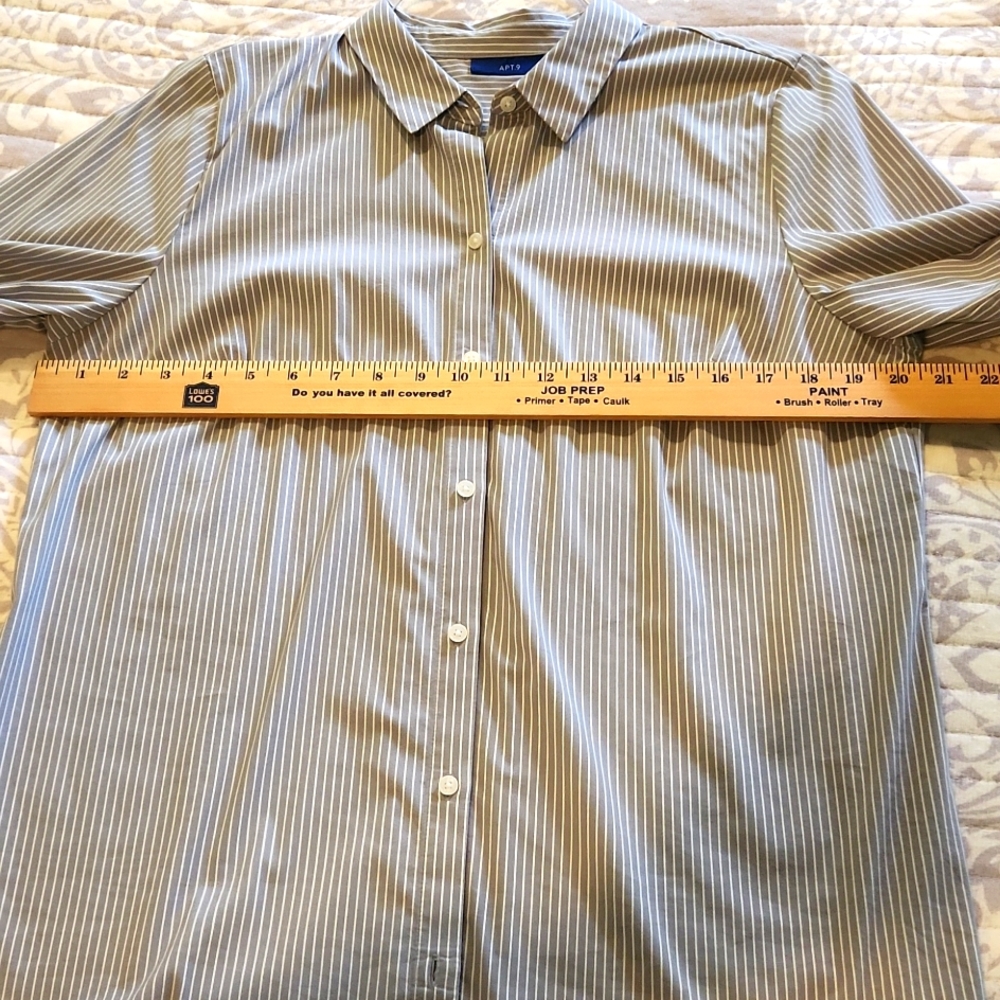 Gray and white striped blouse by Apt. 9 in excellent condition! - Picture 6 of 7